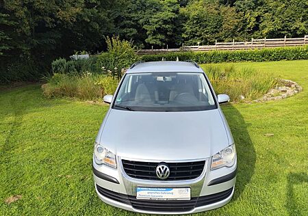 VW Touran Volkswagen Conceptline/ ÖL&TÜV NEU- 7 SITZER