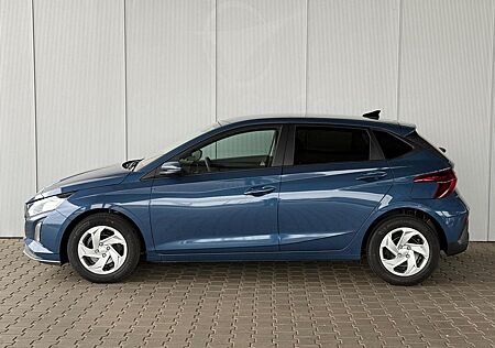 Hyundai i20 GO 1.2 MPI 5MT 79 PS / Sitz + Lenkradheiz...