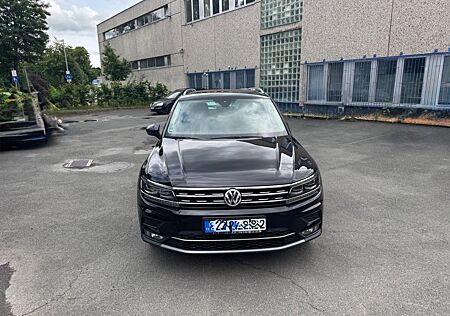 VW Tiguan Volkswagen 2.0 TDI SCR 176kW DSG BMT 4MOT Highli...