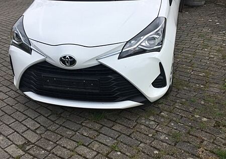 Toyota Yaris 1,0-l-VVT-i Comfort Comfort