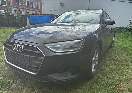 Audi A4 30 TDI 2.0 TDI Top gepflegt