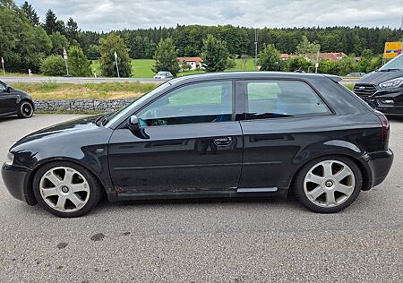 Audi S3 1.8T quattro