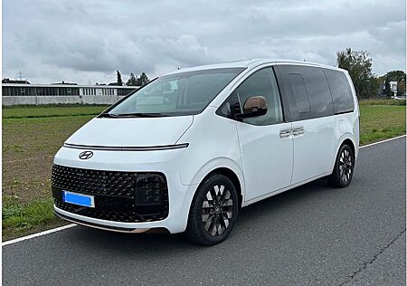 Hyundai Staria 2.2 CRDi Signature 7-Sitzer, Panorama