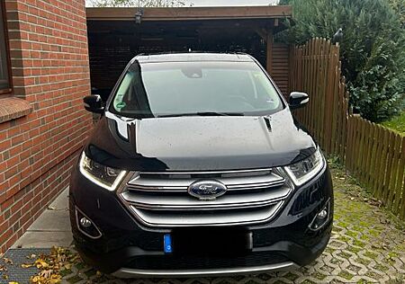 Ford Edge 2,0 l TDCi Vollausstattung