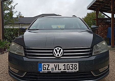 VW Passat Variant Volkswagen 1.6 TDI BlueMotion Variant Bl...