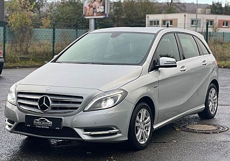 Mercedes-Benz B 180 B -Klasse /Xenon/Navi/Distronic/S.Hzg