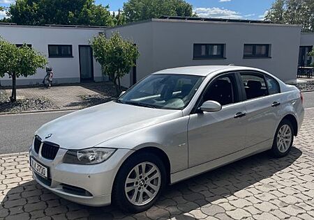 BMW 320i E90 2006 Automatik | Super Deal