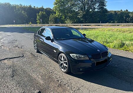 BMW 318i - M-Paket Alcantara