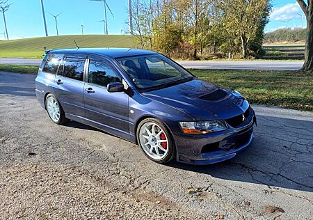 Mitsubishi Lancer Evolution 9 Kombi/Wagon