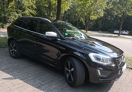 Volvo XC 60 XC60 D5 AWD Momentum Geartronic Momentum