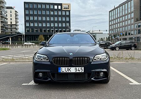 BMW 535d xDrive Touring A Luxury Line Luxury Line