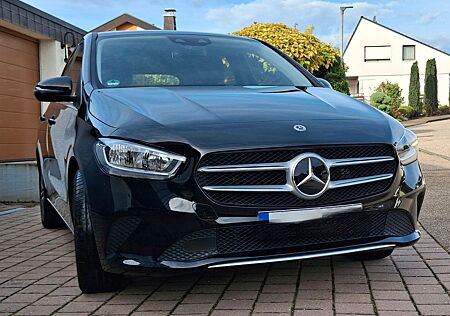 Mercedes-Benz B 250 e DCT -