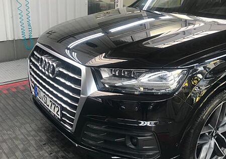 Audi Q7 3x S-Line ACC/ HUD/ LUFT/MATRIX