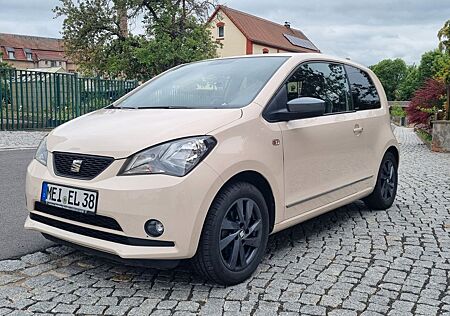 Seat Mii 1.0 44kW by Mango Glam by Mango Glam