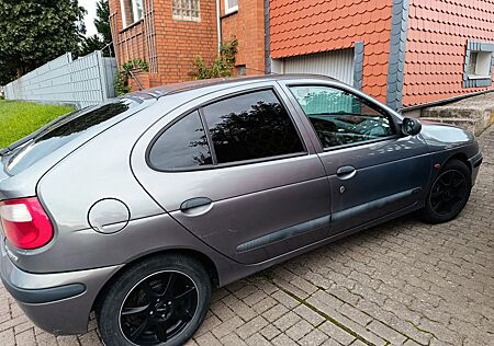 Renault Megane Classic RT 1.6 16V RT