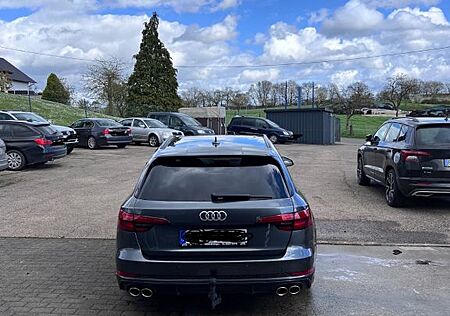 Audi S4 3.0 TFSI Avant Vollausstattung 403 PS