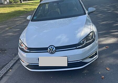 VW Golf Volkswagen 1.5 TSI BMT Highline ACC