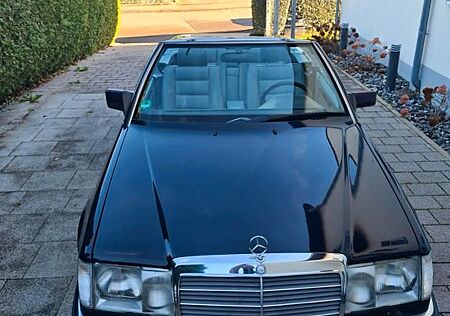 Mercedes-Benz CE 300
