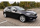 BMW 118i Sport Line / LED/el. Heckklappe/ Lenkradhzg