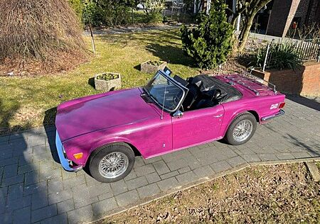 Triumph TR6