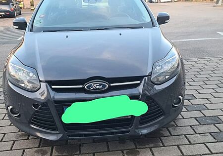 Ford Focus 2,0TDCi 103kW PowerSh. Titanium Turnie...