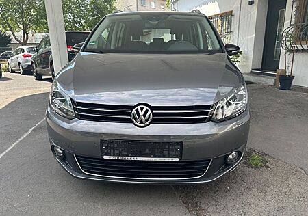 VW Touran Volkswagen Style*DSG Xenon LED Pano Navi Alu*