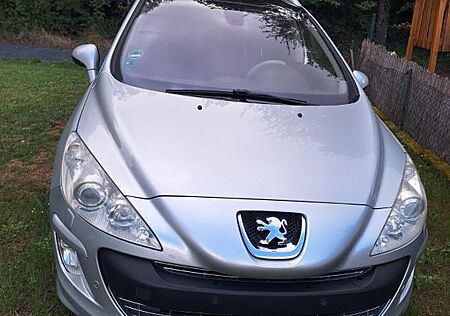 Peugeot 308 SW Business-Line Niveau 2 HDi FAP 135 AT...