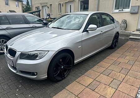 BMW 318i -