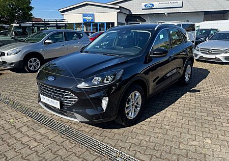 Ford Kuga Hybrid Titanium