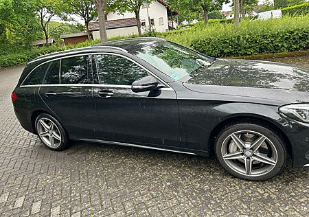 Mercedes-Benz C 400 4MATIC T AMG Line Autom. AMG Line