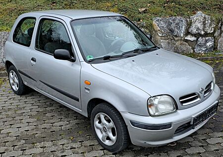 Nissan Micra 1.0 AUTOMATIK TÜV 10/2026