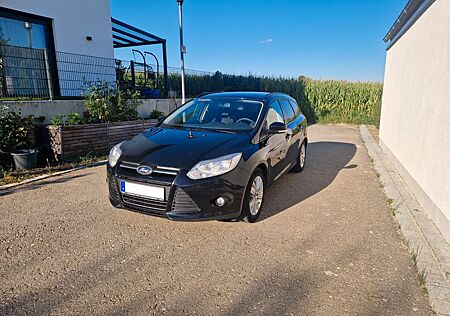Ford Focus 1,6TDCi 85kW, AHK