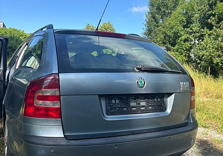 Skoda Octavia Kombi mit Neu Tüv