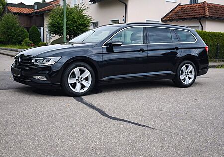 VW Passat Variant Volkswagen 2.0 TDI SCR 140kW DSG Busines...