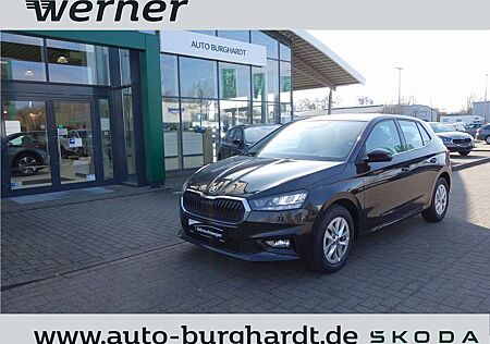 Skoda Fabia 1.0 TSI DSG Style*AHK,LED,NAVI,CarPlay,PDC