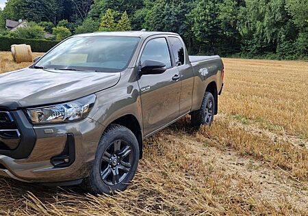 Toyota Hilux 1,5 Extra Cap 2.8 D-4D 4x4 Automatic