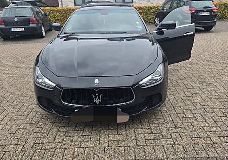 Maserati Ghibli gebraucht kaufen Maserati Ghibli 3.0 V6 Diesel Automatik -