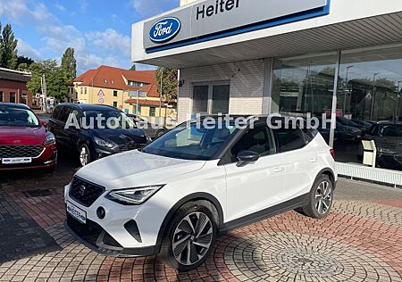 Seat Arona 1.5 TSI DSG FR / ACC+18"+Kamera+Navi