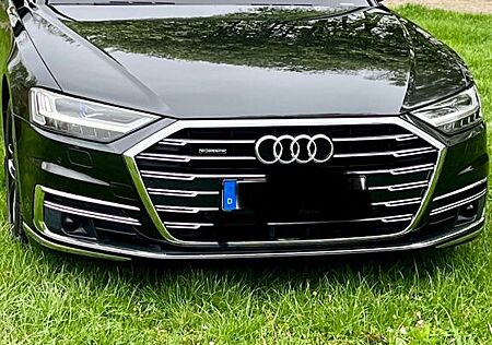 Audi A8 55 TFSI quattro tiptronic -