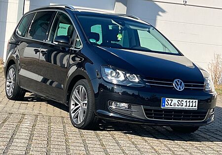 VW Sharan Volkswagen Highline DSG*ACC*7-Si.*E-Türen*LEDER*Lane