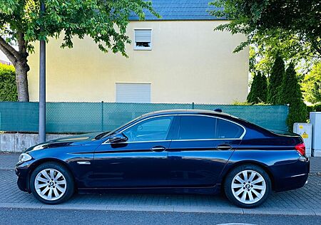BMW 525d xDrive -Leder* Head-Hup* Schiebedach