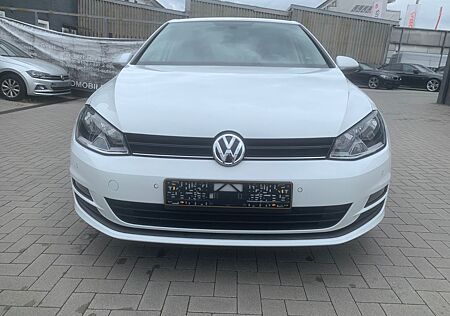 VW Golf Volkswagen VII Lim. Comfortline BMT