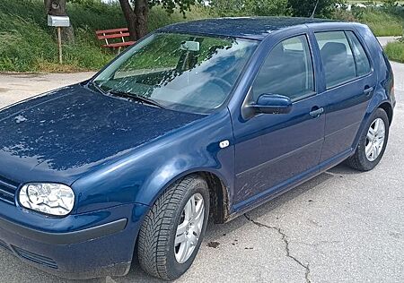 VW Golf Volkswagen 1.4 Basis