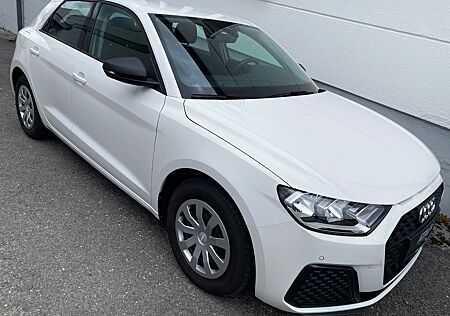 Audi A1 30 TFSI Sportback *erst.7700km*