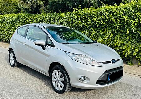 Ford Fiesta 1,25 82PS-HU neu-Topausstattung-1Hd-Sony-