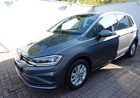 VW Golf Sportsvan Volkswagen 1,0 TSI BMT LED GJR AppC. Alu