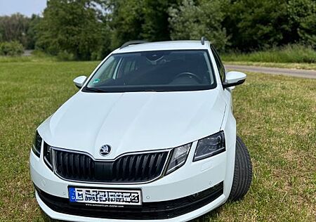 Skoda Octavia 2.0 TDI DSG CLEVER Combi CLEVER