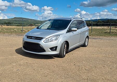 Ford C-Max 2,0TDCi 103kW PowerShift Titanium Titanium