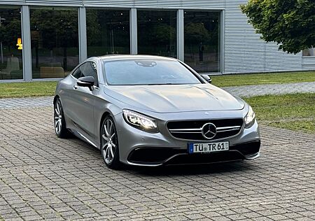 Mercedes-Benz S 63 AMG 4MATIC Coupé AMG