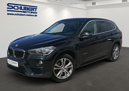 BMW X1 20i Sport Line AHK Navi el.Heckklappe SHZ Len